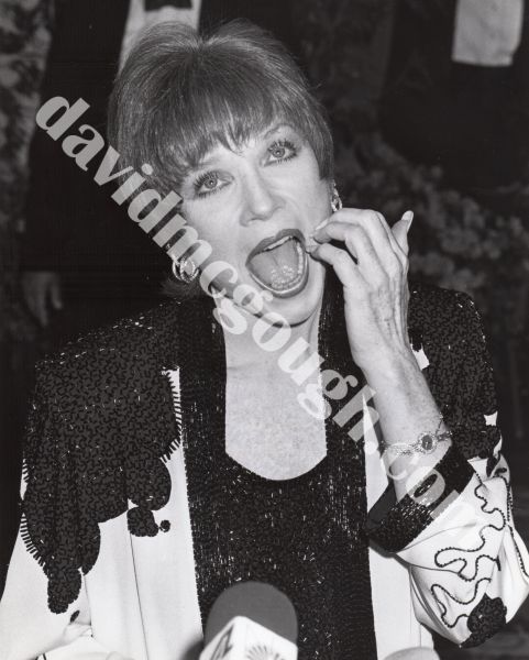 Shirley MacLaine 1989, Los Angeles...jpg